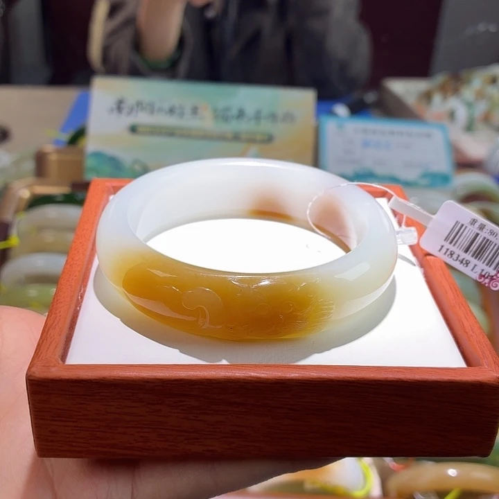 和田玉未镶嵌手镯9。58/59