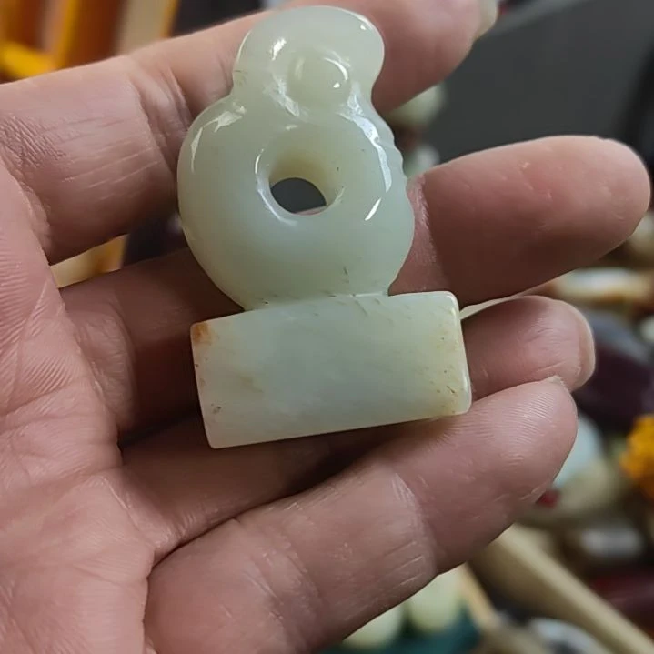 和田玉（糖玉）未镶嵌挂件