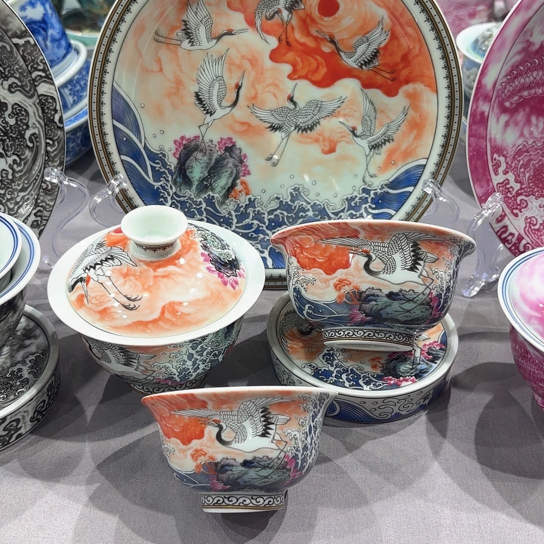 瓷片景德镇陶瓷学院副院长兼美术学院