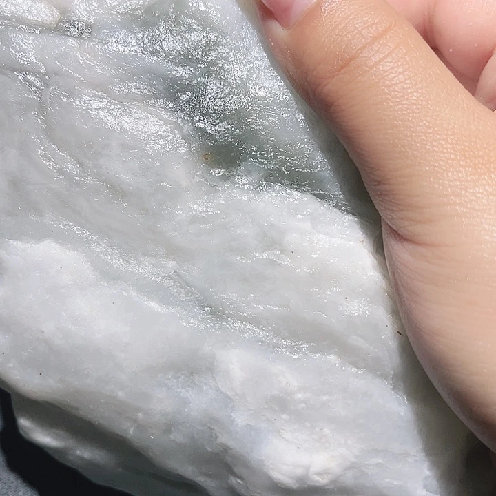 和田玉（糖玉）未镶嵌珠宝奇石