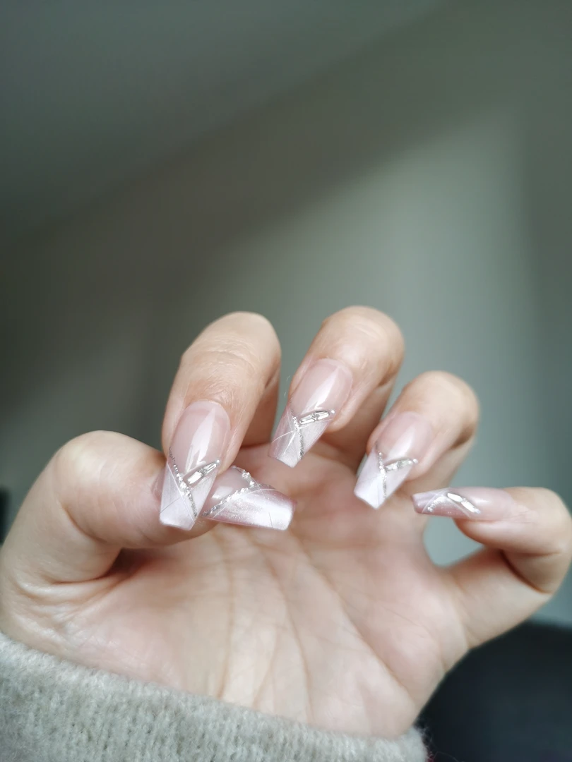 【纯手工穿戴甲无滤镜自然光拍摄】^芭蕾法式猫眼日常精致可重复