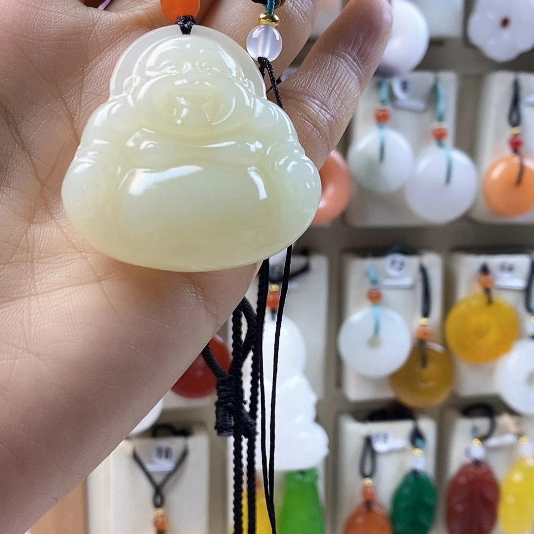 缘***份石英质玉未镶嵌颈饰