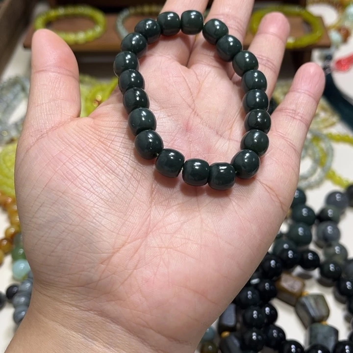 和田玉未镶嵌手链