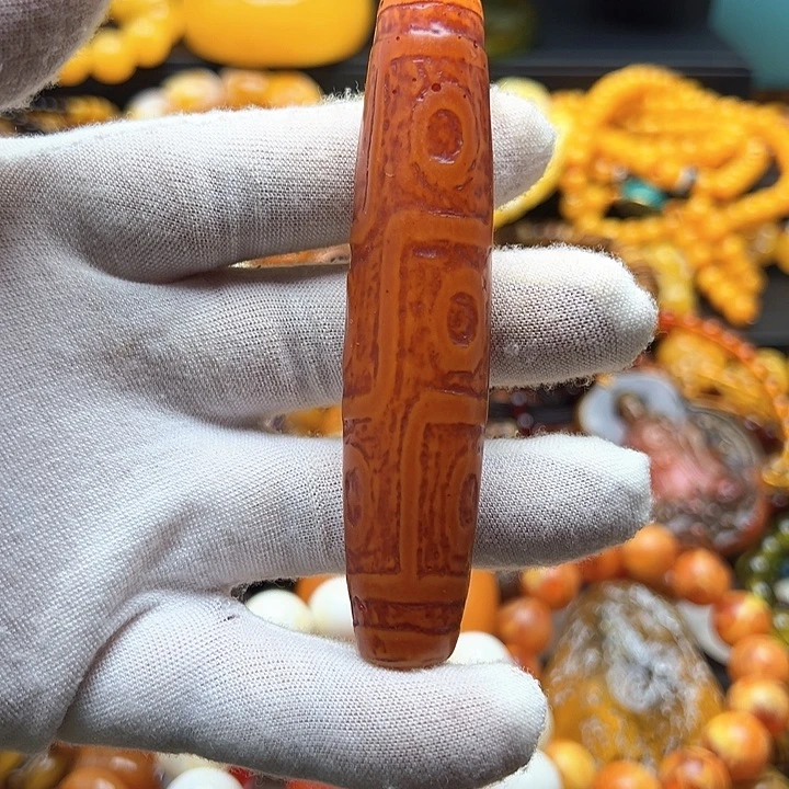 琥珀未镶嵌吊坠(赠链)