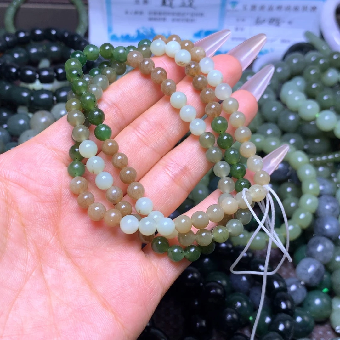 和田玉未镶嵌颈饰卡6