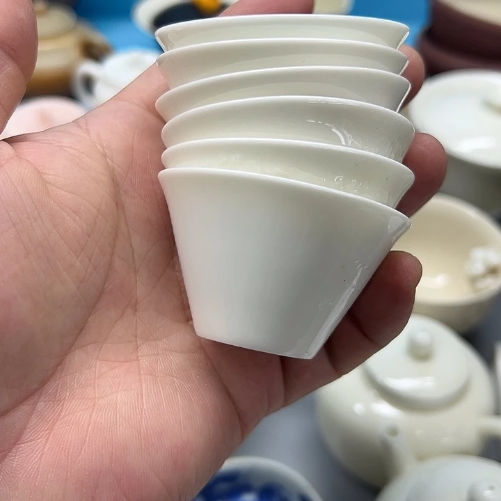 微瑕………………………………. 6只