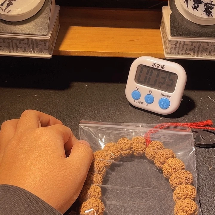 J***X金刚菩提手串金刚