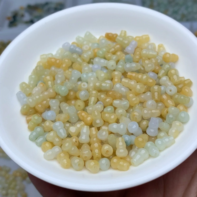 【闪购商品】翡翠手链未镶嵌卡5乘7.4冰黄葫芦50颗