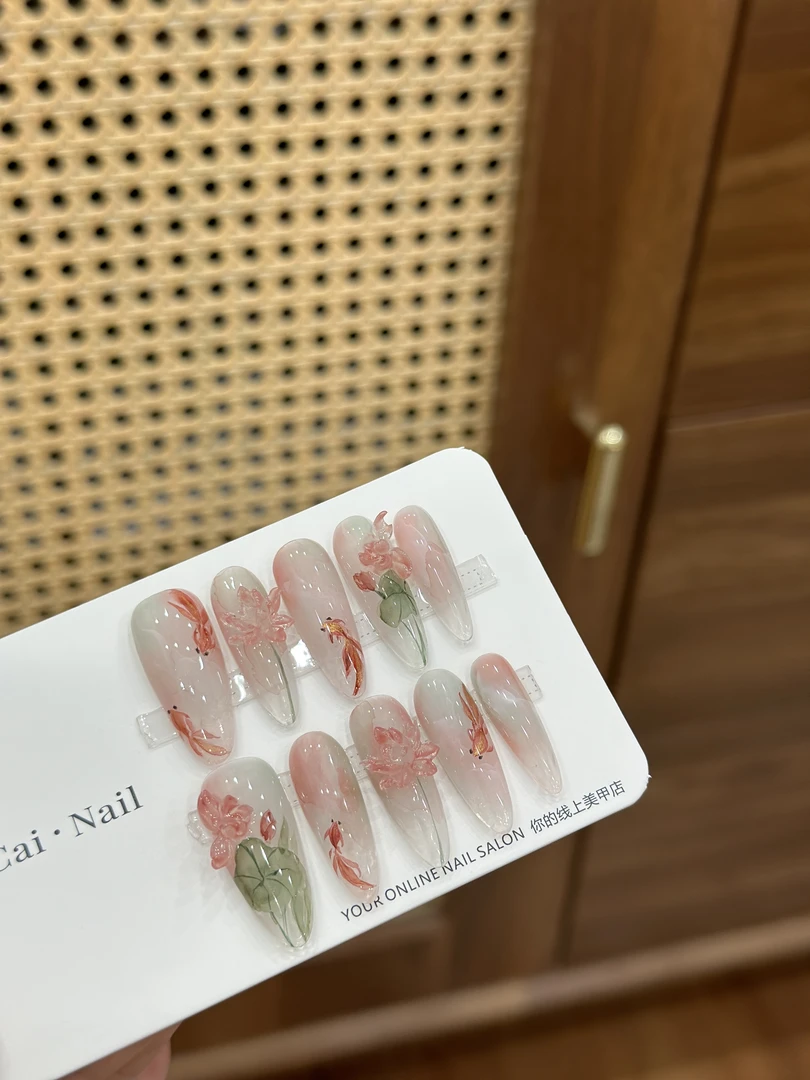 白菜家荷塘月色手工穿戴甲