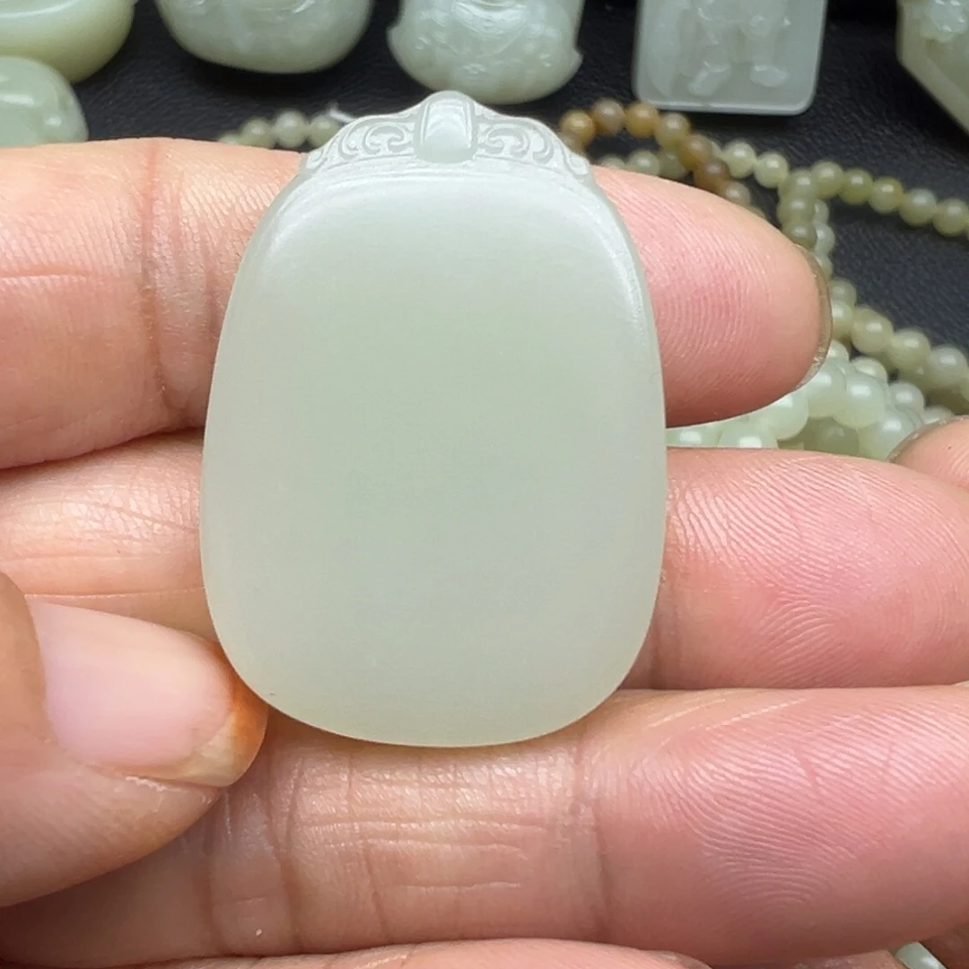 和田玉（糖玉）未镶嵌吊坠(不含链)