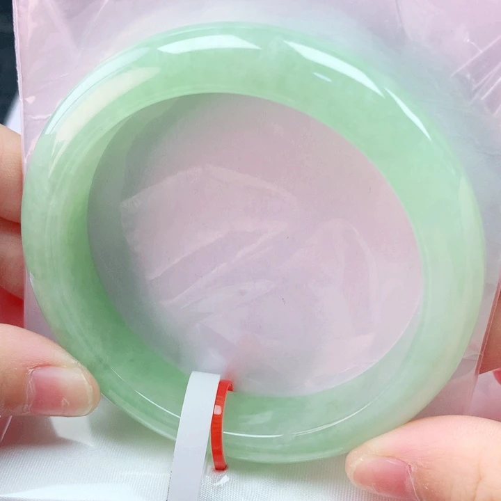 翡翠未镶嵌手镯56圈