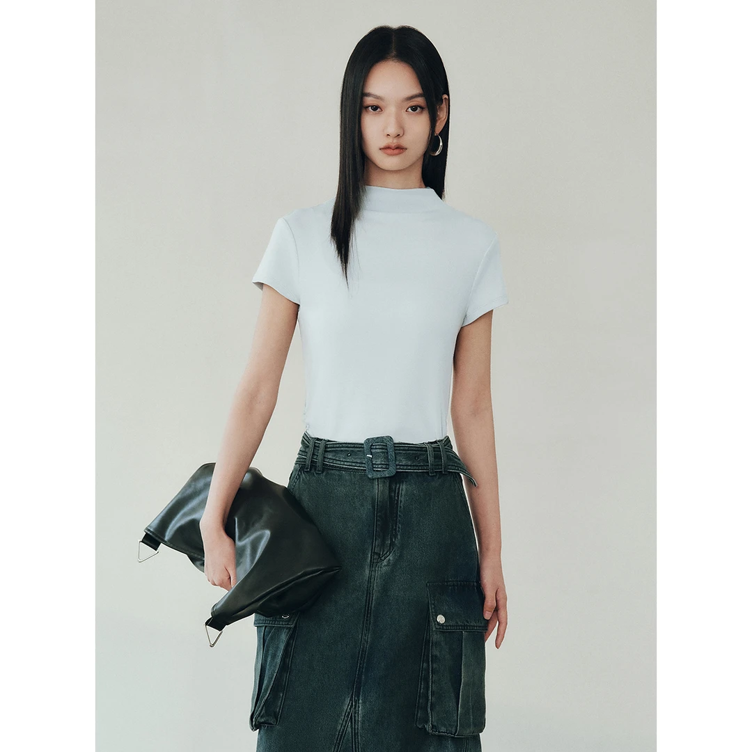 【诗语专属】太平鸟新款半高领修身T恤女短袖收腰气质A7CNE1202