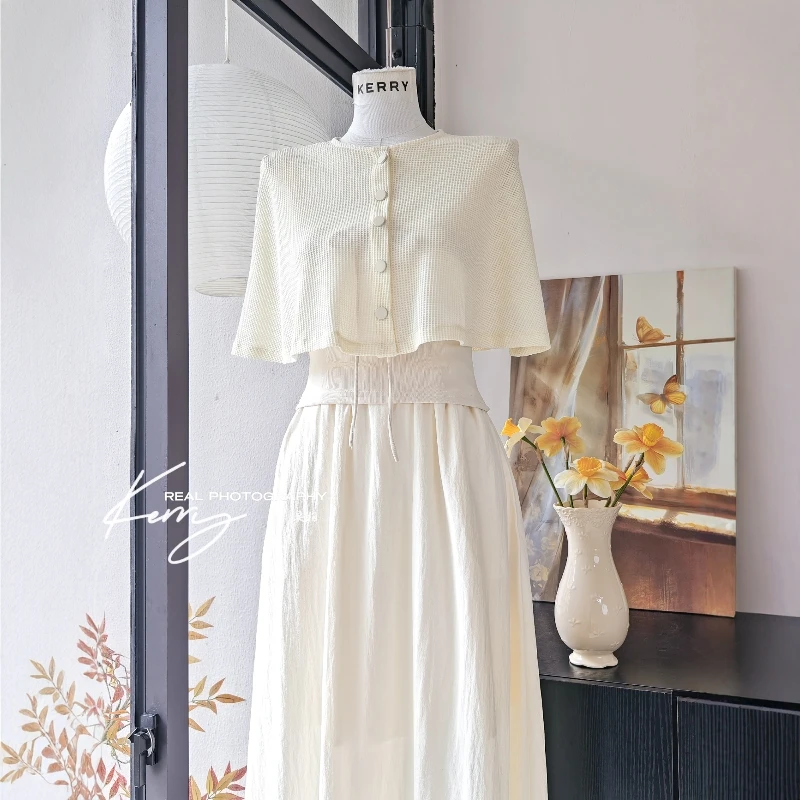 富士山樱花开了 春日来信2025年新款高品质纯欲风显瘦短裙套装