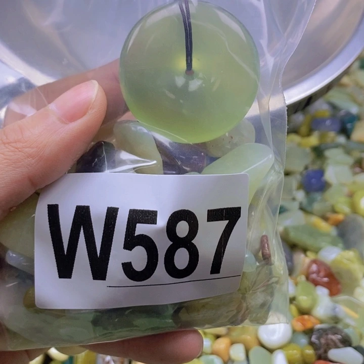 未镶嵌岫玉鱼缸石