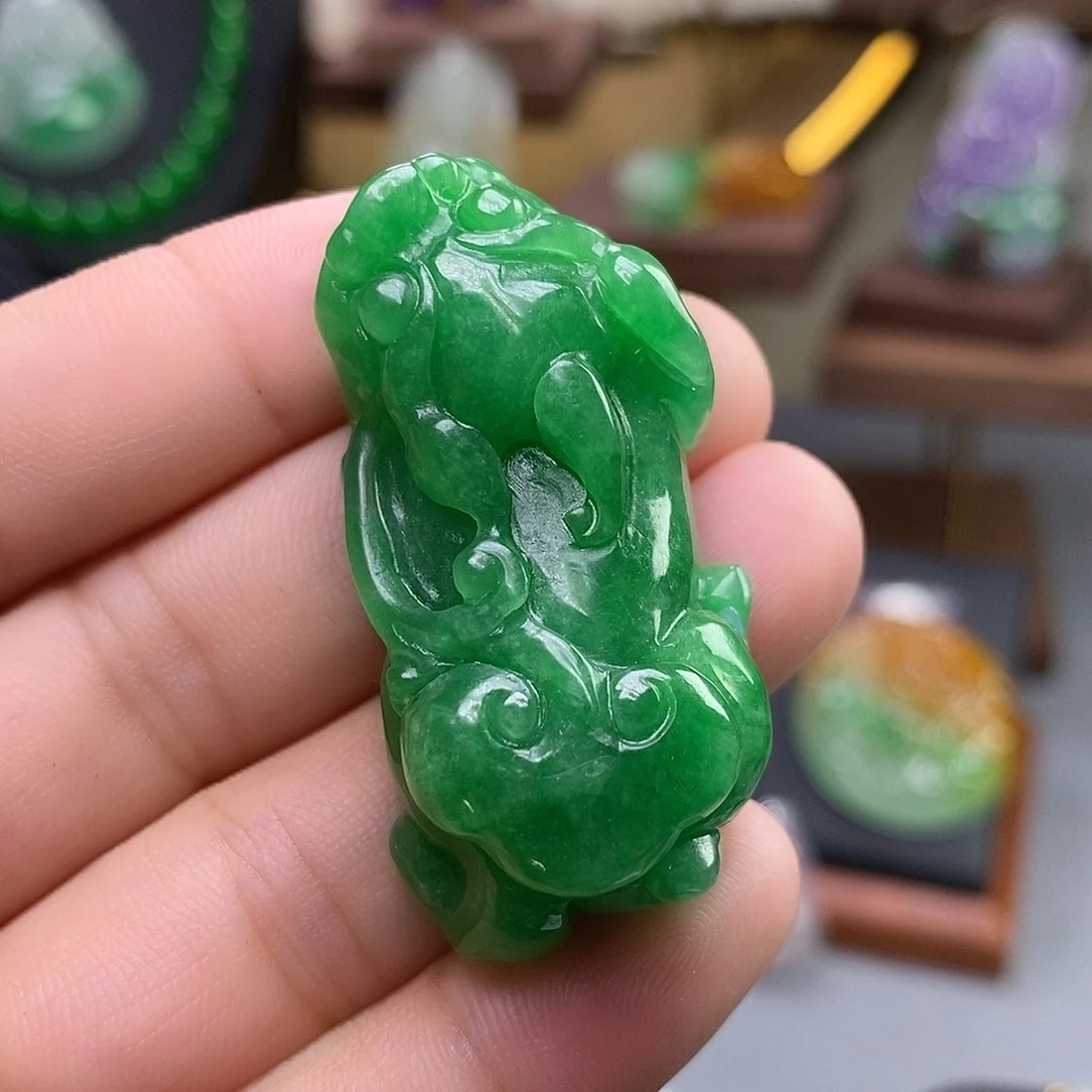 吊坠(赠链)未镶嵌翡翠