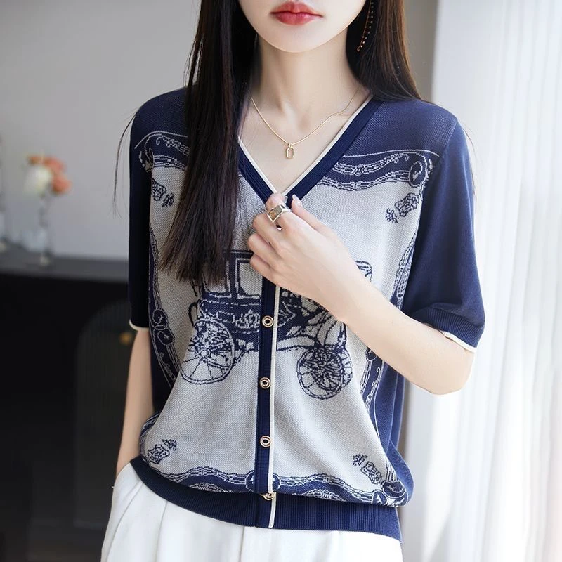 韩系新款复古马车撞色时尚气质V领高级减龄针织衫
