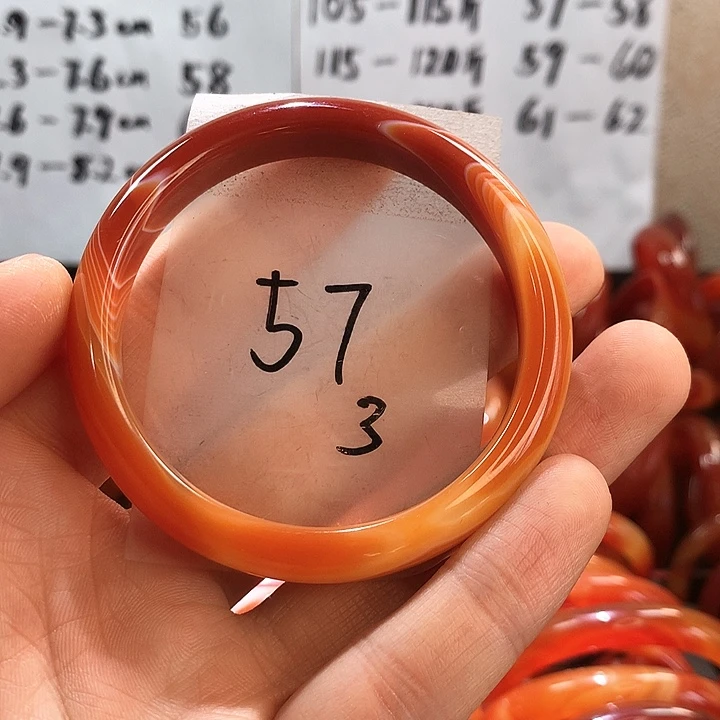 玛瑙/玉髓手镯未镶嵌