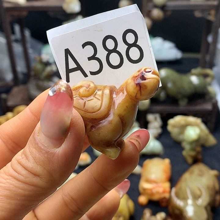 和田玉未镶嵌车挂