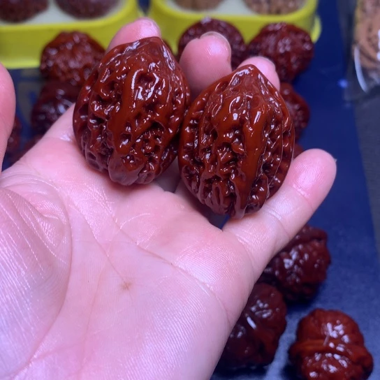 文玩核桃把件鸡心