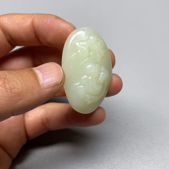 吊坠(不含链)未镶嵌和田玉正*