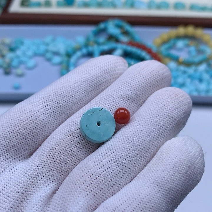 南红玛瑙未镶嵌珠宝奇石