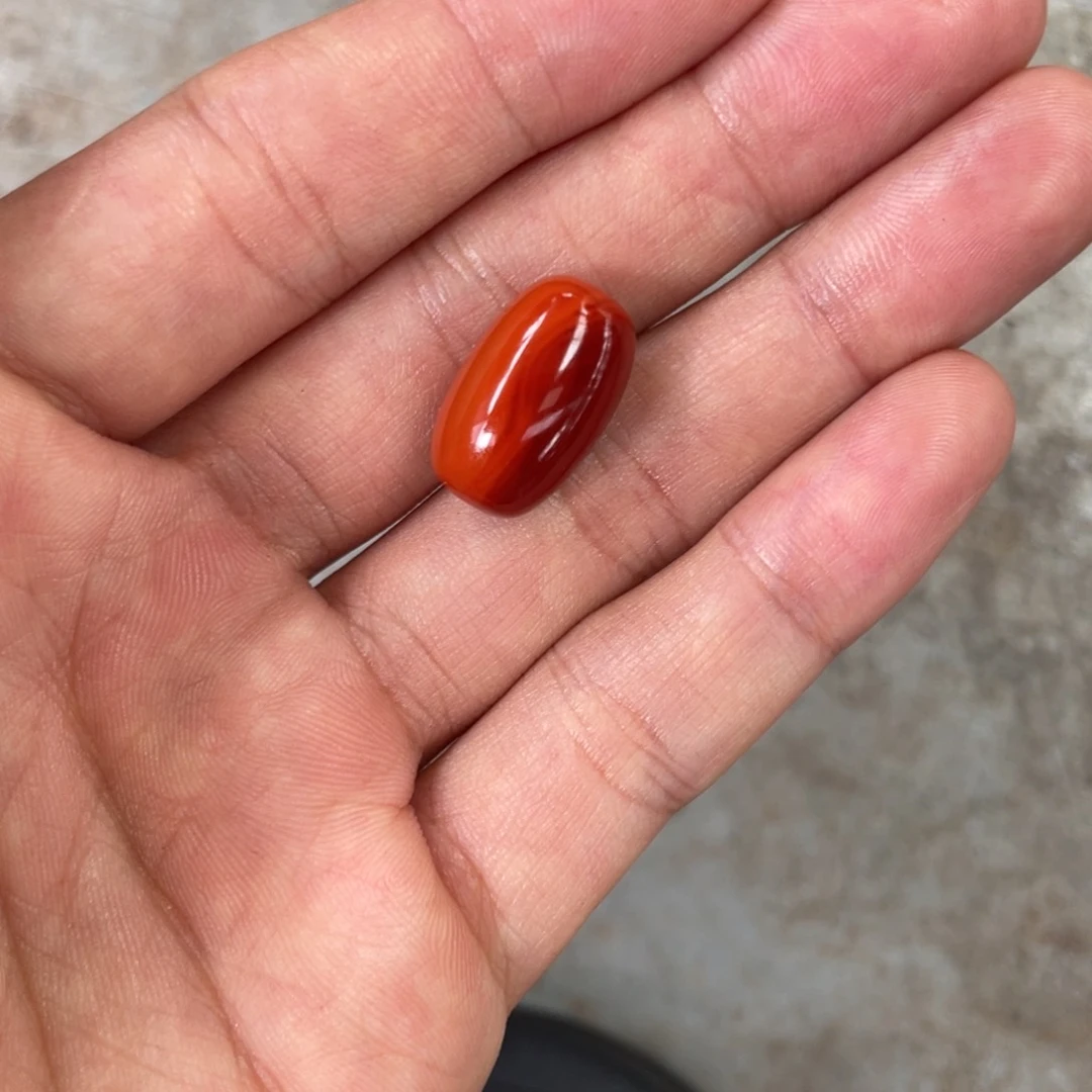未镶嵌配饰南红玛瑙