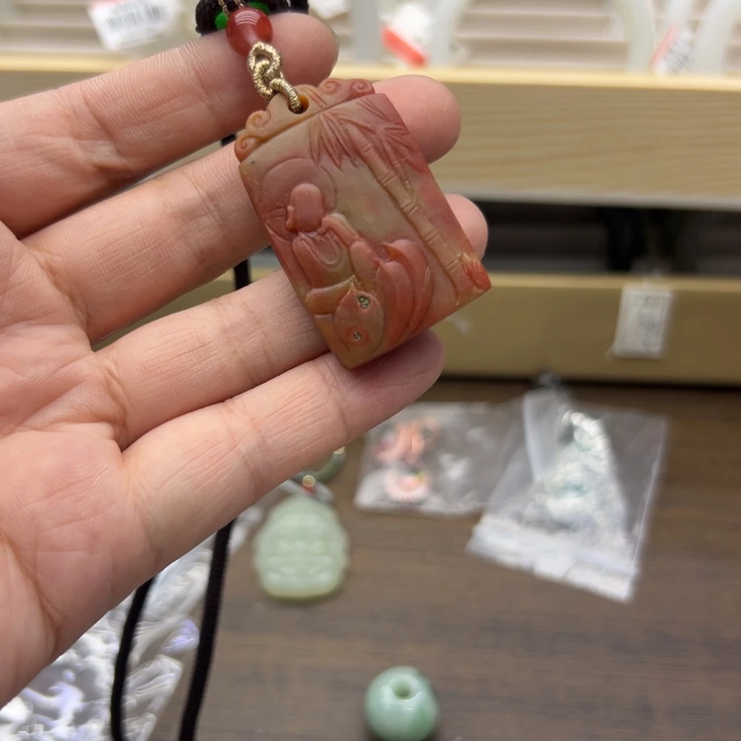 颈饰未镶嵌南红玛瑙819