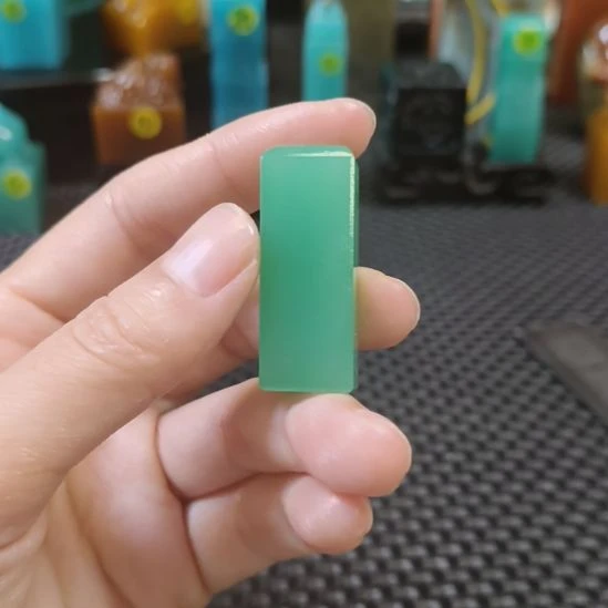 寿山石印石雅安绿素章