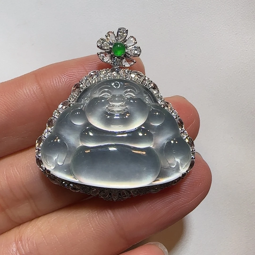 翡翠18K金镶嵌颈饰佛