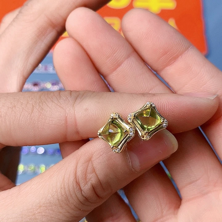 橄榄石耳饰银S925镶嵌