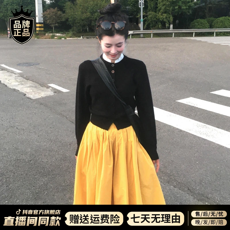 法式赫本风黑色针织连衣裙子女秋季2025年新款一整套时尚穿搭套装