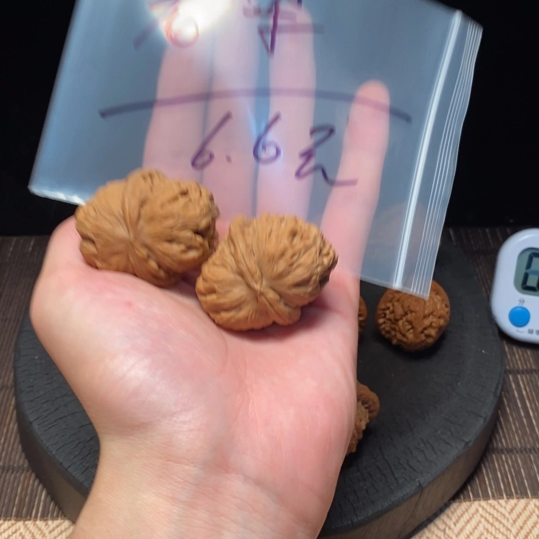 老***梁核桃等经济林果地