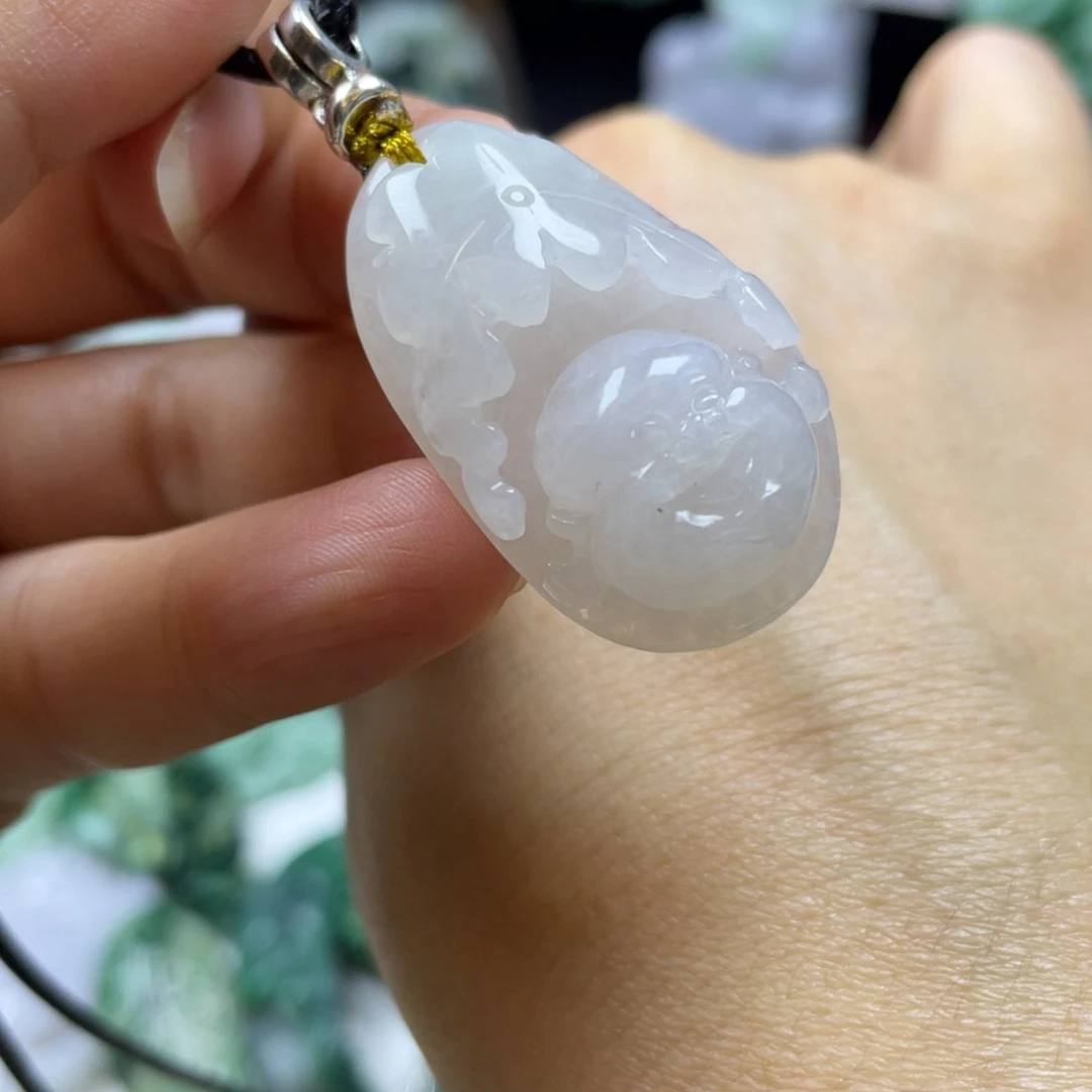 翡翠颈饰未镶嵌牌子