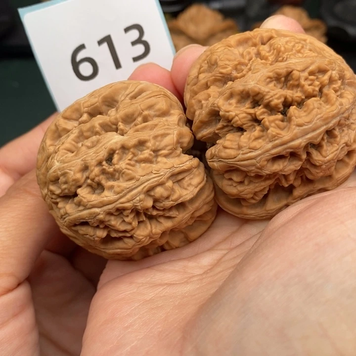 文玩核桃吊坠613号全品粗筋47