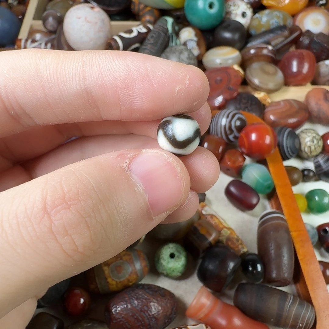 玛瑙/玉髓未镶嵌纯天然玛瑙珠子