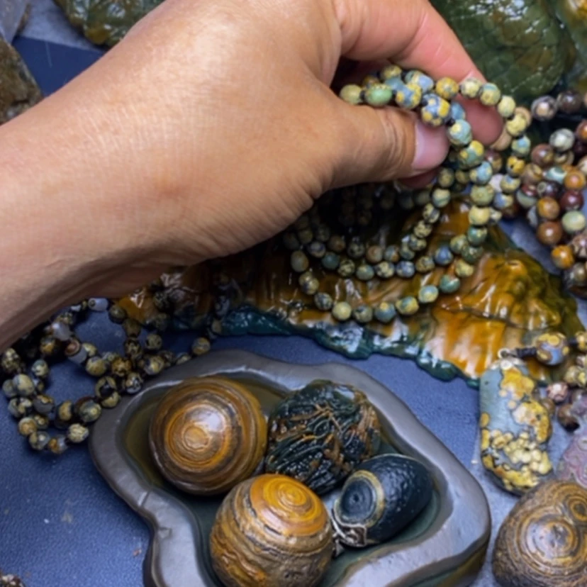 【闪购商品】木玩**头眼睛石莲子