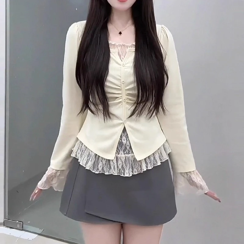 假两件蕾丝拼接长袖T恤女秋季新款胖MM大码女装修身显瘦别致上衣