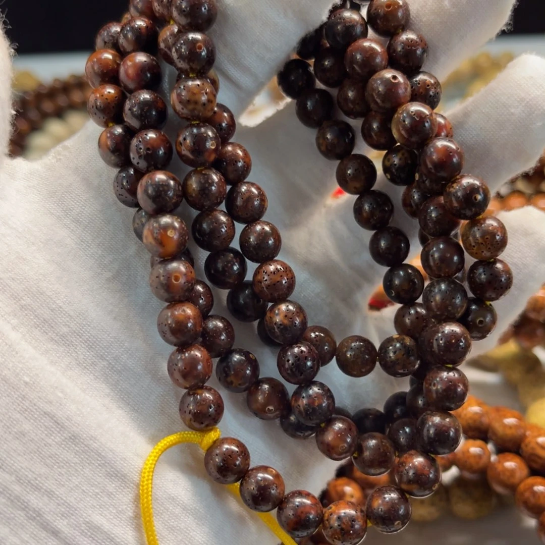 T***u吊坠星月菩提8圆珠陈籽