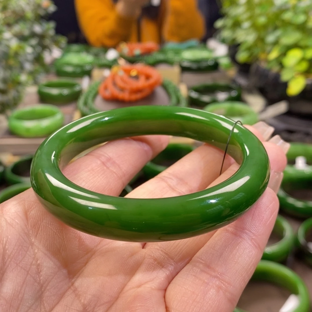 和田玉（碧玉）手镯未镶嵌