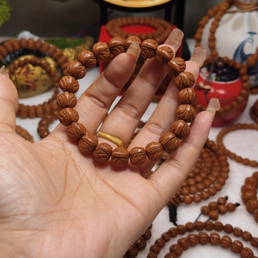 吊坠桃核12顶级玉龙脊单圈