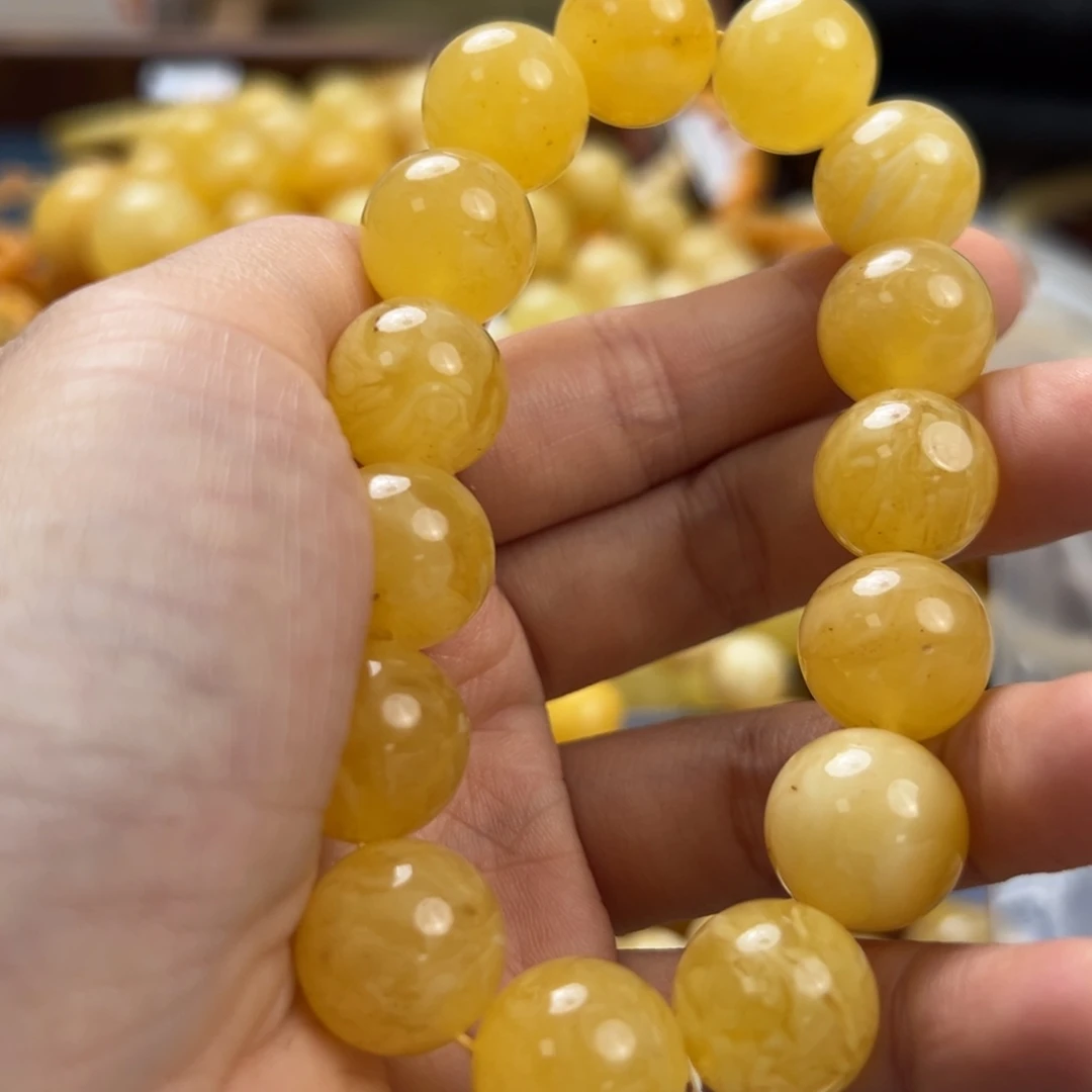 未镶嵌琥珀珠宝奇石