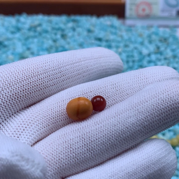 南红玛瑙未镶嵌珠宝奇石