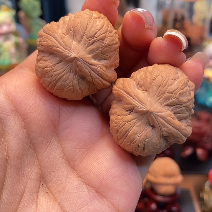 文玩核桃吊坠核桃