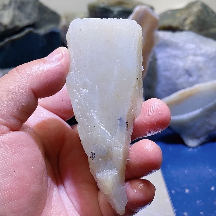 和田玉未镶嵌珠宝半成品