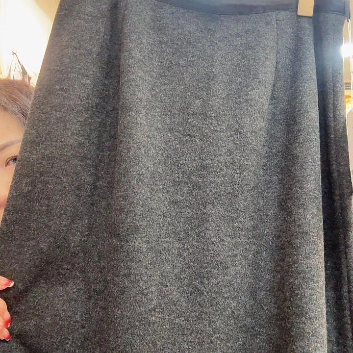 甘***莉54569，灰色，X L码，半