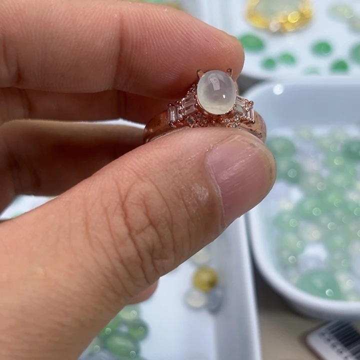 翡翠裸石缅甸A货翡翠