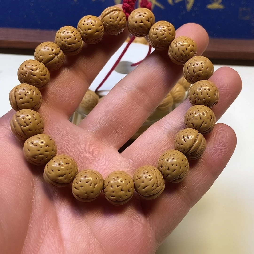 劉***劉桃核吊坠1111111111