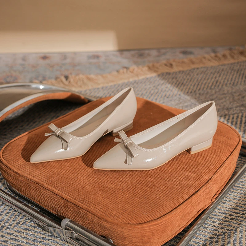 鞋漫柏林秘事~粗跟蝴蝶结法式尖头单鞋女低跟浅口百搭平底鞋气质