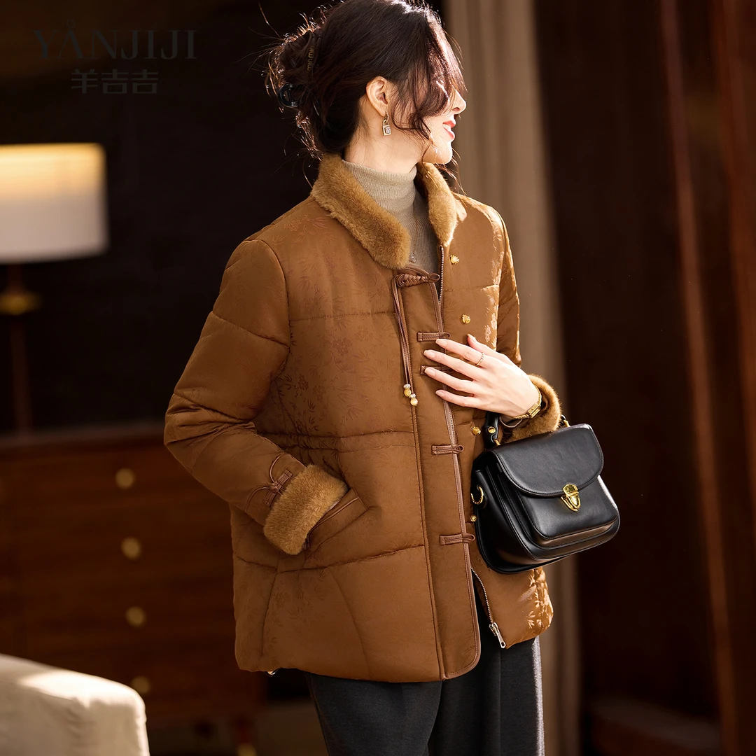 新中式妈妈棉衣冬装保暖毛领外套2025新款中老年贵夫人高贵棉服