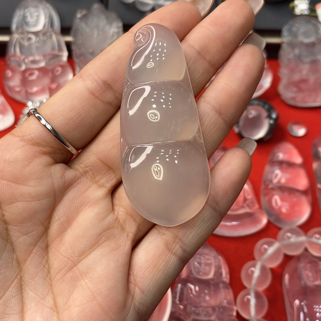 石英质玉未镶嵌吊坠